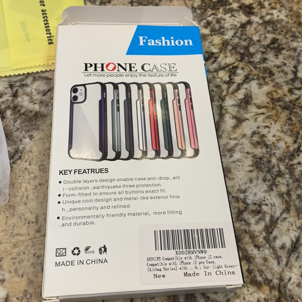 iPhone case - Picture 8 of 10